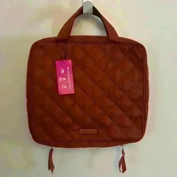 Vera Bradley travel bag - Picture 1 of 8
